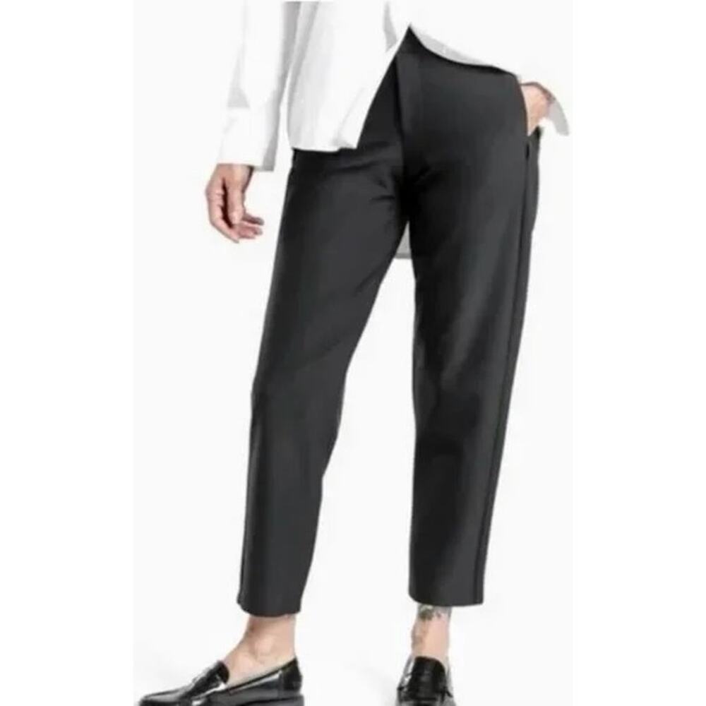 Away Travel The Laid Back Trouser Black Wool Blend Tapered Pant Size 2 NWT